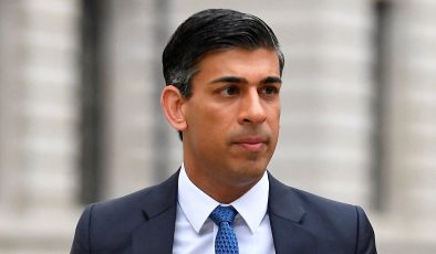 Telegraph: Rishi Sunak, dış yardımı iki yıl dondurabilir