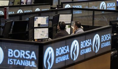 Borsa açılışında tüm zamanların en yüksek seviyesini gördü