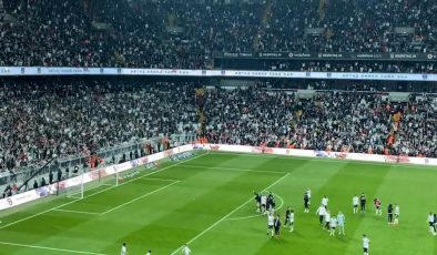 Şenol Güneş, maç sonunda 3’lü çektirdi