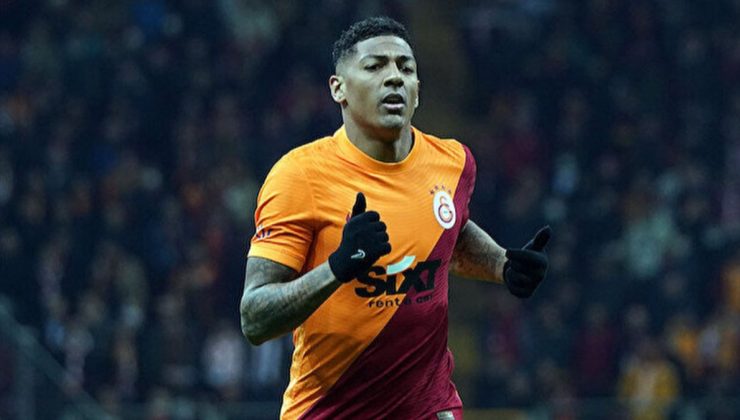 Van Aanholt’un kadro dışı kalma sebebi