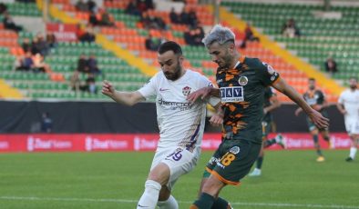 Alanyaspor, Eyüpspor’u uzatmalarda geçti