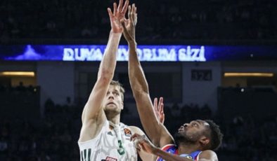 Anadolu Efes, Panathinaikos’u mağlup etti