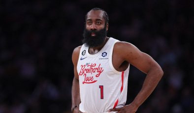 James Harden, ayrılık iddialarını yalanladı