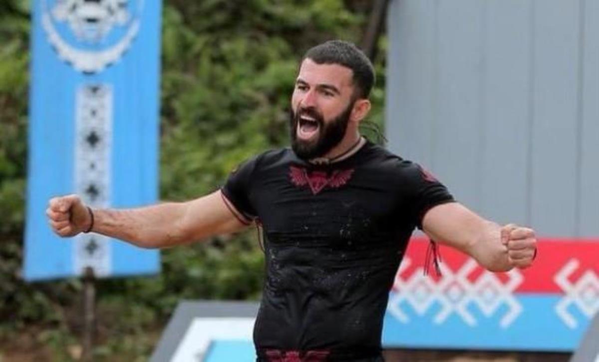 TURABİ’DEN SKANDAL BİR PAYLAŞIM DAHA!
