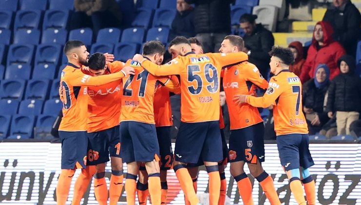 Başakşehir, Adana Demirspor’u iki golle geçti