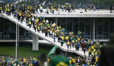 Brezilya’da Bolsonaro destekçisi bin 500 kişi gözaltına alındı