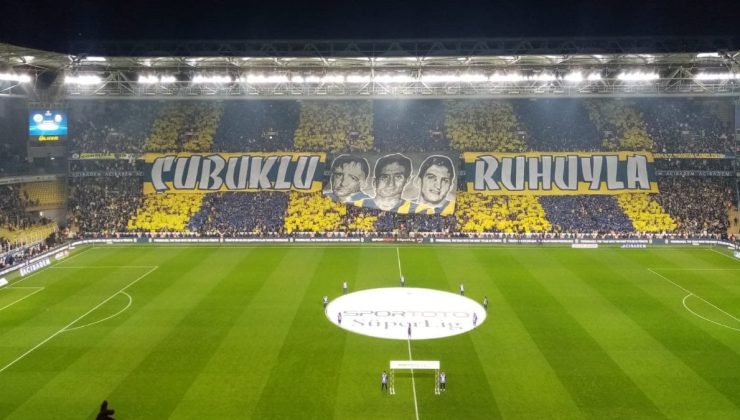 Fenerbahçe taraftarından derbi koreografisi