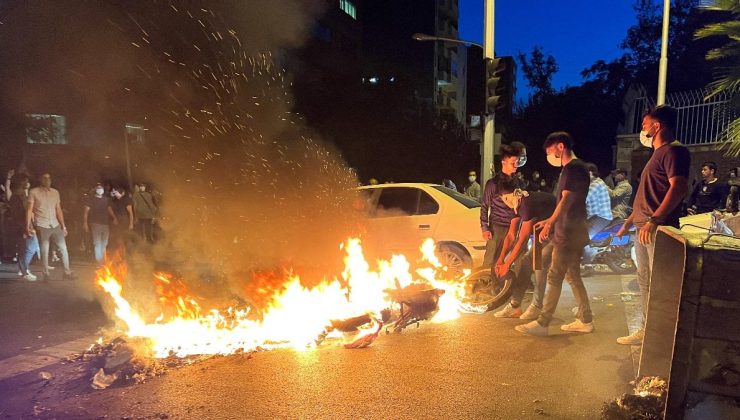 İran’da 18 yaşındaki genç için idam kararı verildi