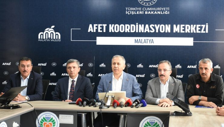 Ali Yerlikaya: 330 bin depremzedenin kira yardımı bayram öncesi yatırılacak