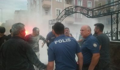 Çorum’da kendini yakmaya çalışan şahsı polis kurtardı