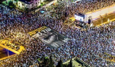 İsrail’de yargı protestosu: 24’üncü haftada yine meydanlara indiler