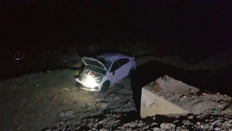 Karabük’te otomobil şarampole uçtu: 5 kişi yaralandı