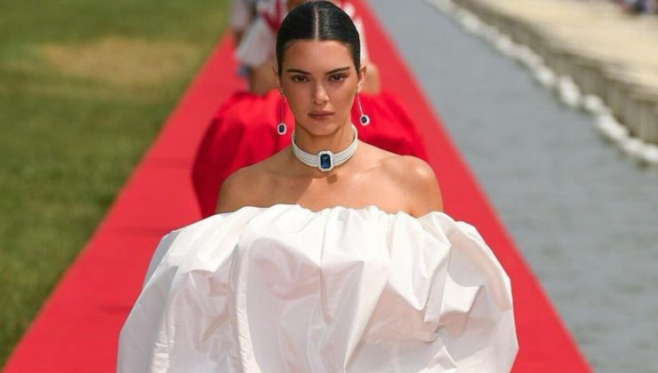 Kendall Jenner’ın beyaz elbisesi olay oldu