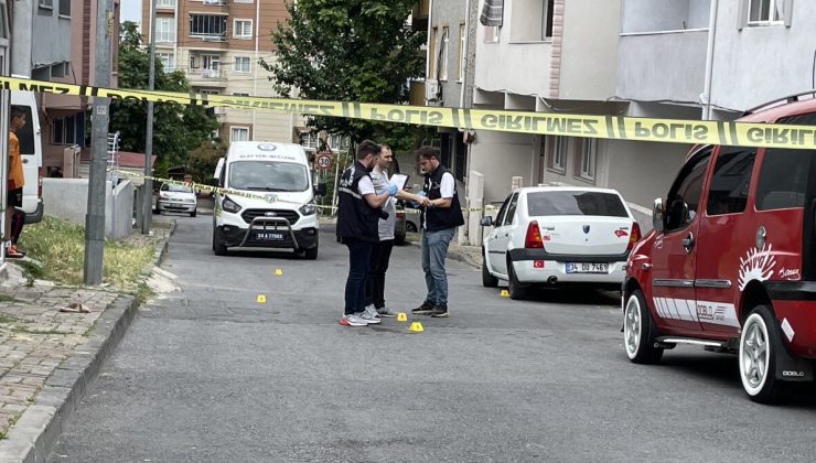 Küçükçekmece’de tartıştığı ağabeyi ve yengesini kurşun yağmuruna tutup kaçtı