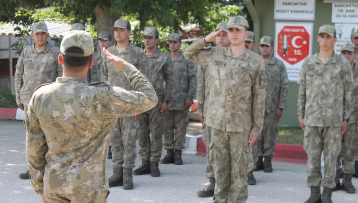 Mehmetçik, Yunanistan sınırında bayramlaştı