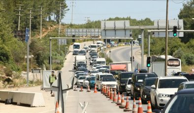 Muğla’da kara yollarında bayram hareketliliği devam ediyor