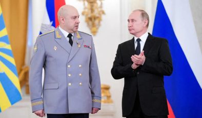 Rus General Sergey Surovikin’in, Wagner’in silahlı isyanını önceden bildiği iddia edildi