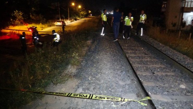 Elazığ’da trenin çarptığı kadın ve çocuk hastaneye kaldırıldı