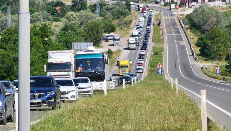 Karabük’te tatil dönüşü yoğunluğu devam ediyor