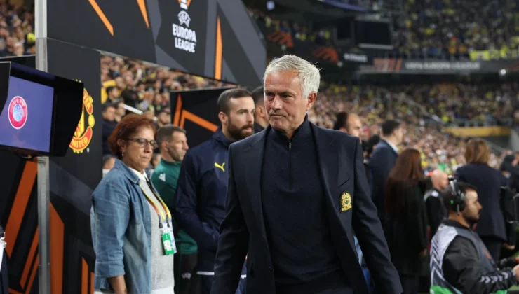 Fenerbahçe, Manchester United ile 1-1 Berabere Kaldı